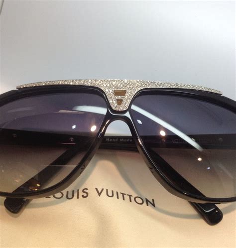 vogue sunglasses with diamonds.